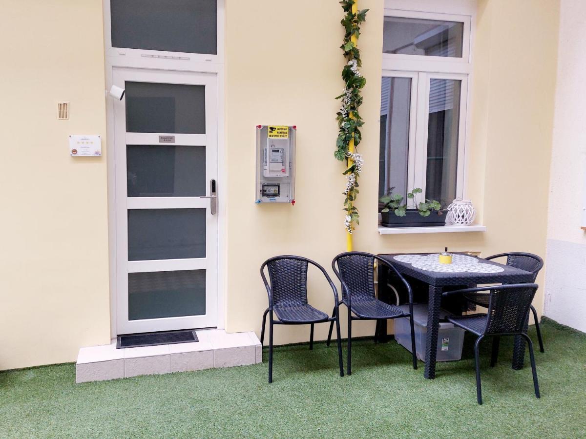 B2 apartman, mert neked a legjobb jár! Budapest Exterior foto
